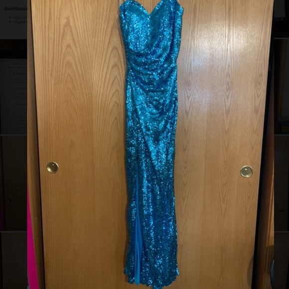 Blue Prom dress - Picture 1 of 3
